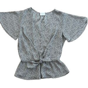 WOMENS SHORT SLEEVE BLACK AND WHITE BLOUSE TIE AT WAIST VNECK SMALL SHORT SLEEVE